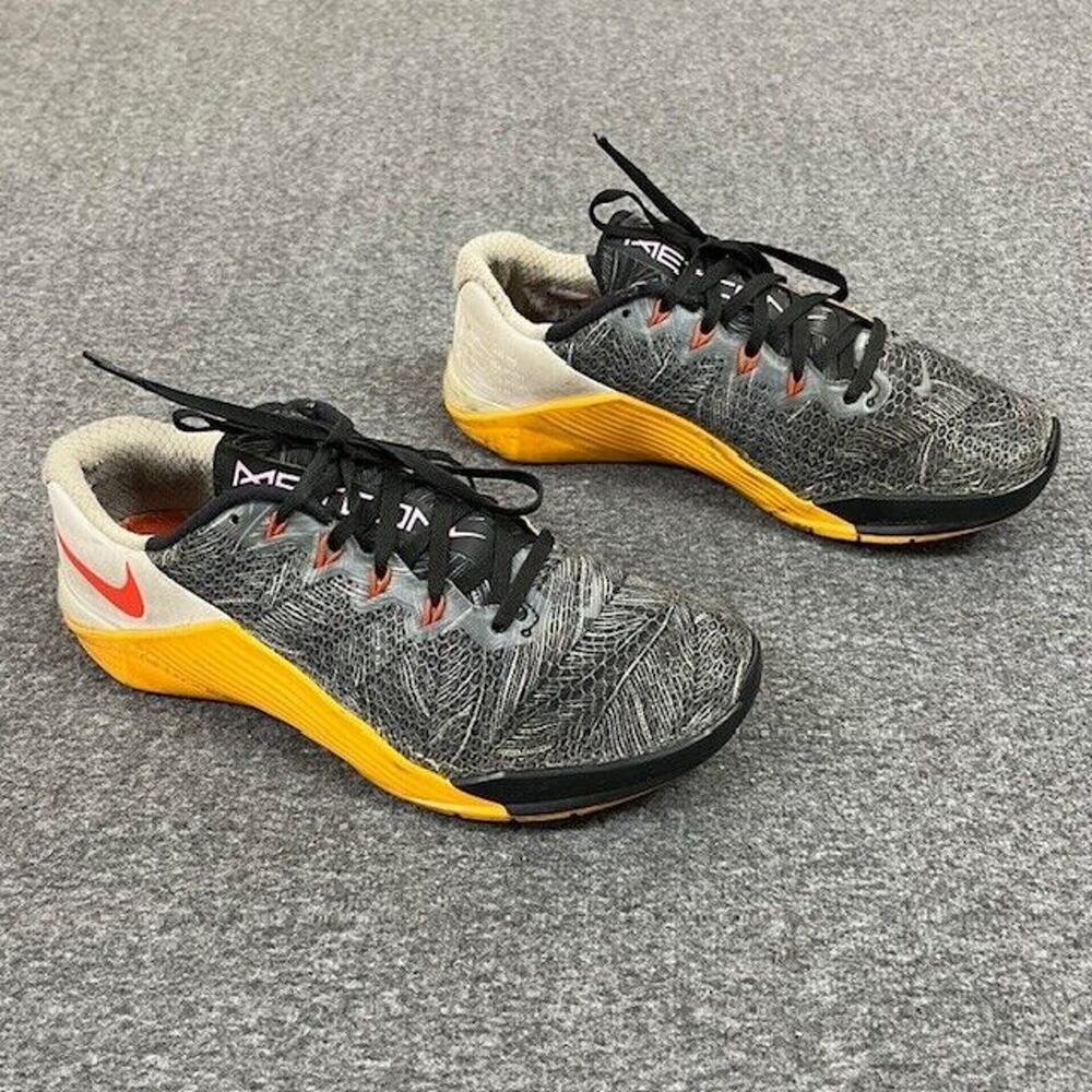 Nike Metcon 5 Black Laser Orange 2020 Women's Size 8 AO2982-081